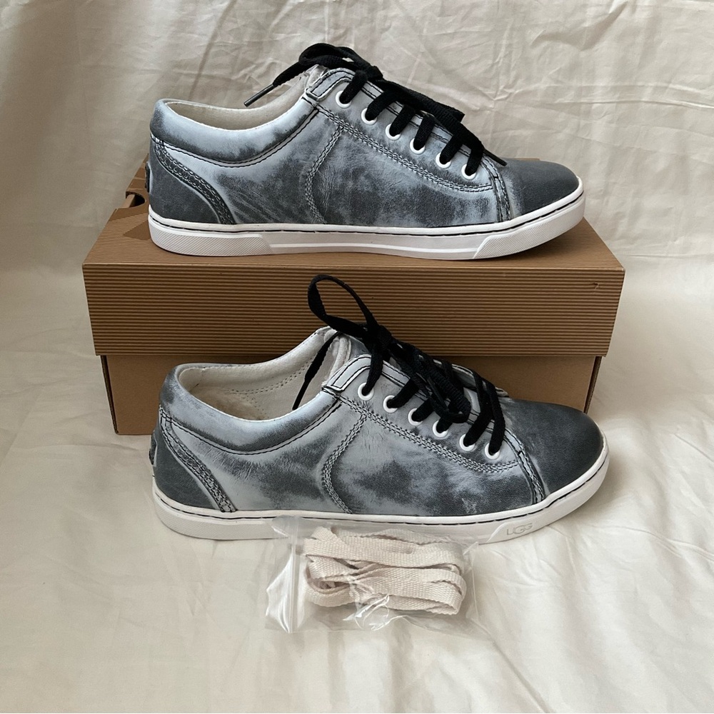 UGG Tomi Black Leather Sneakers
